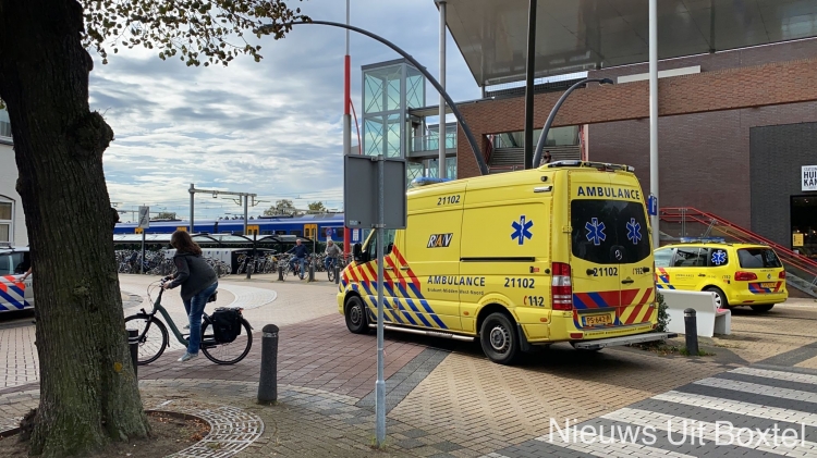 Verschillende hulpdiensten naar treinstation Boxtel