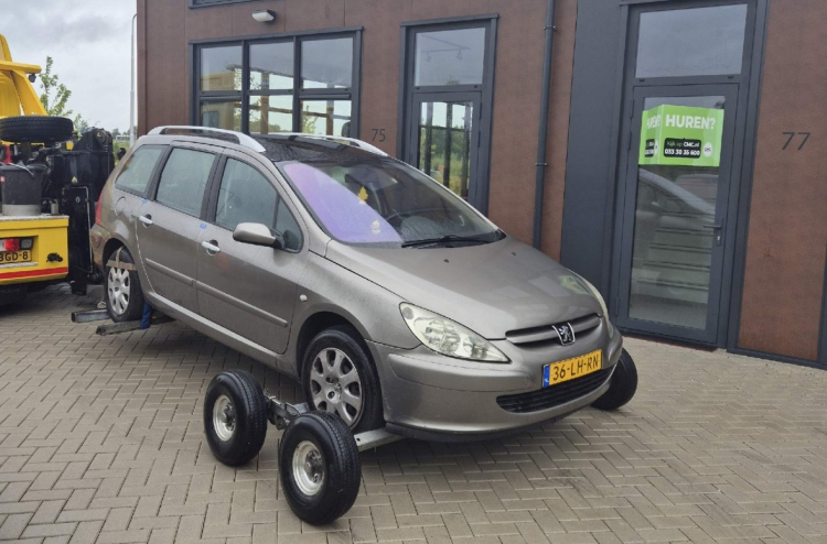 Update: onderzoek op A1 in onderzoek zaak dode Boushra (24), auto van verdachte in Amersfoort aangetroffen