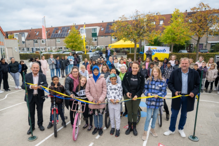 Basisschool Het Kompas in Molenbuurt wint ANWB Verkeersplein