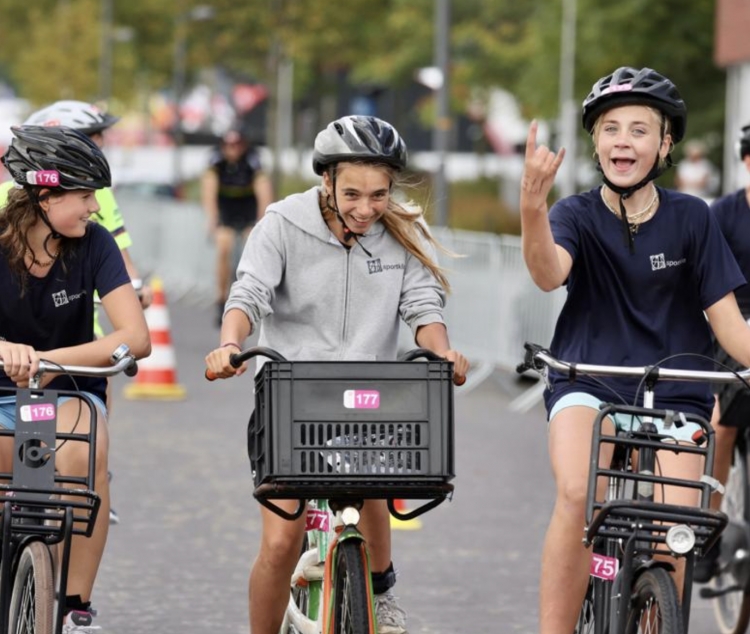 Honderden scholieren bijten spits Challenge Almere-Amsterdam af
