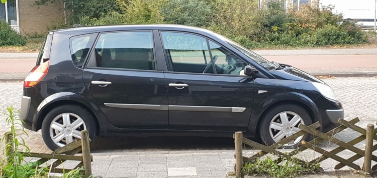 Auto gestolen in Leonardus