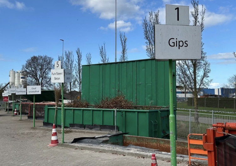 Recyclingperron Almere Haven vanaf augustus tot eind volgend jaar dicht vanwege geluidsoverlast