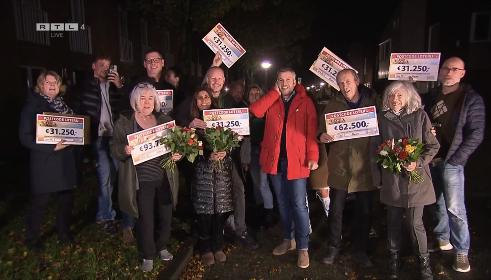 Miljoen euro van Postcode Loterij valt op Almeerse postcode tijdens live-uitzending op RTL4