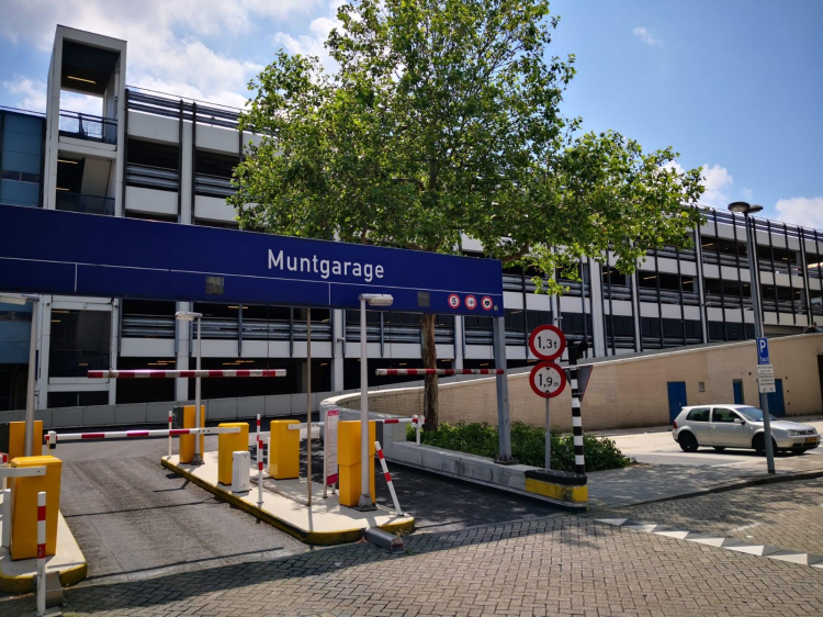 Muntgarage in centrum Almere Stad vanaf maandag tot eind juli afgesloten vanwege werkzaamheden